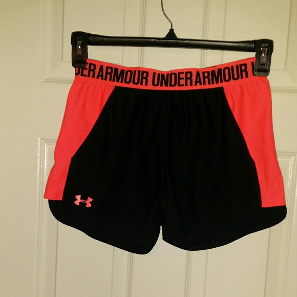 Under Armour Pants - Under Armour Shorts Size Small
